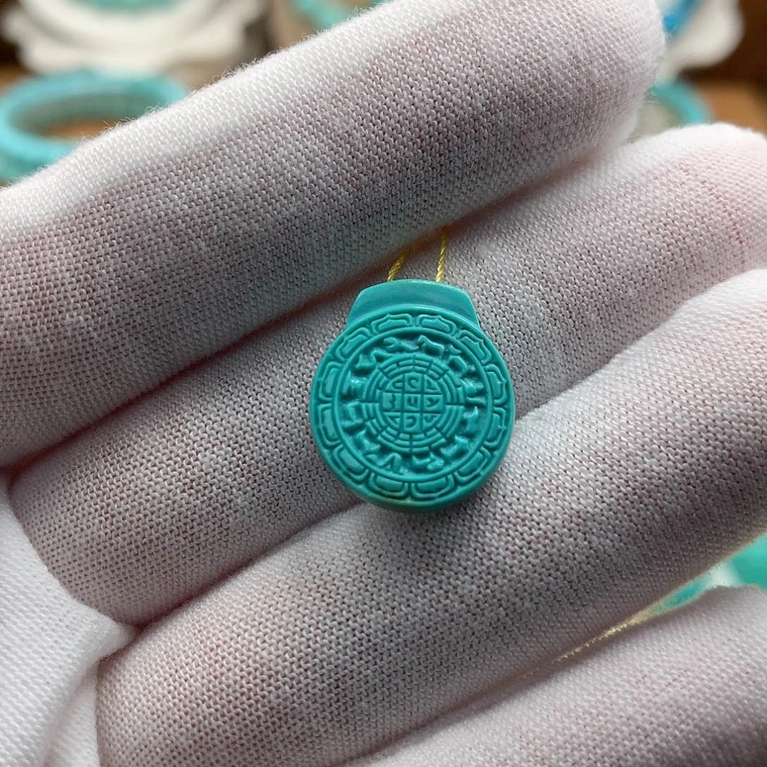 绿松石未镶嵌珠宝奇石