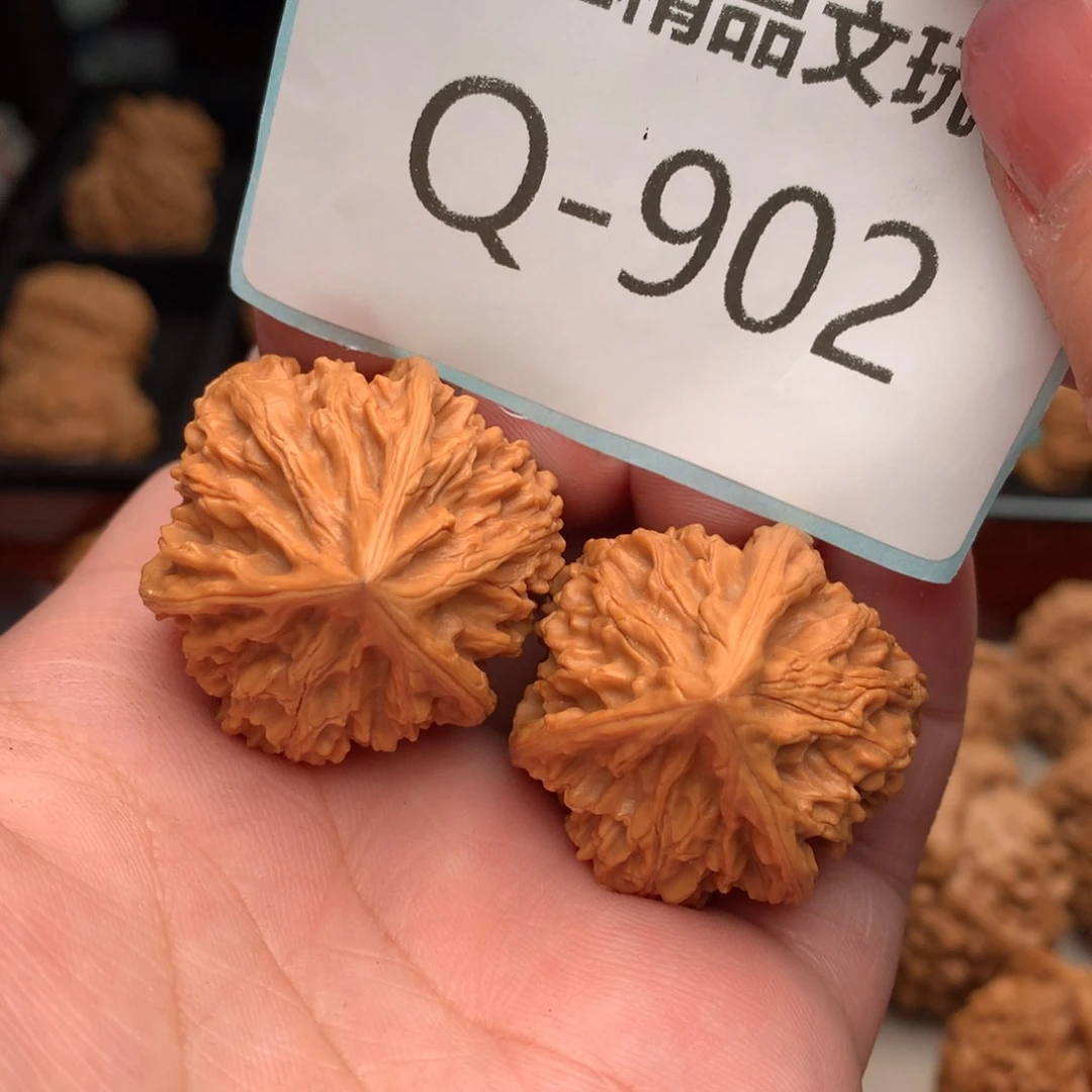 文玩核桃把件32正奔……….