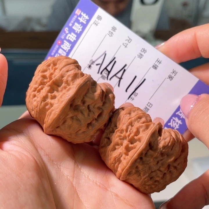 核桃把件38左右全品无修平谷凹底