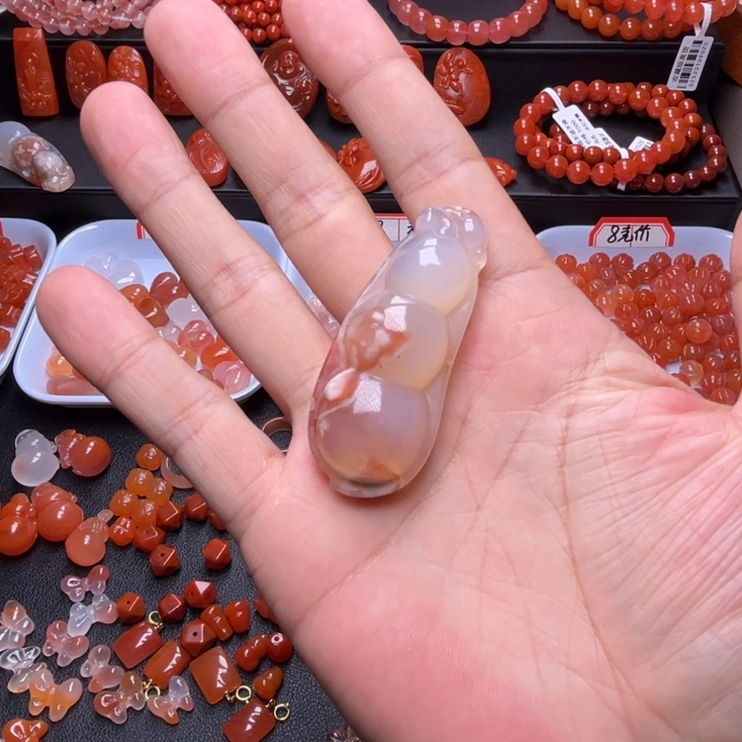 南红玛瑙未镶嵌珠宝半成品