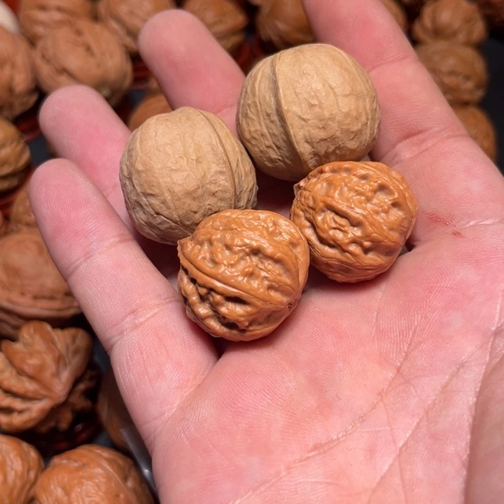 文玩核桃吊坠心***轮文玩