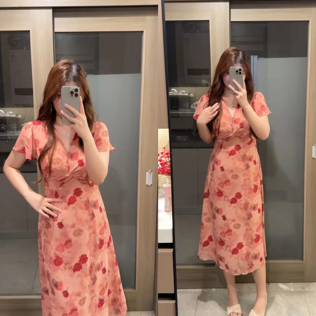 QIQI/琪琪【桃花源记】大码女装温柔风印花v领连衣裙显瘦遮肉