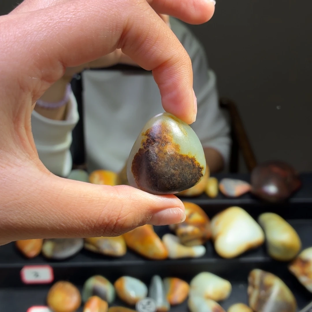 和田玉未镶嵌挂件24.8