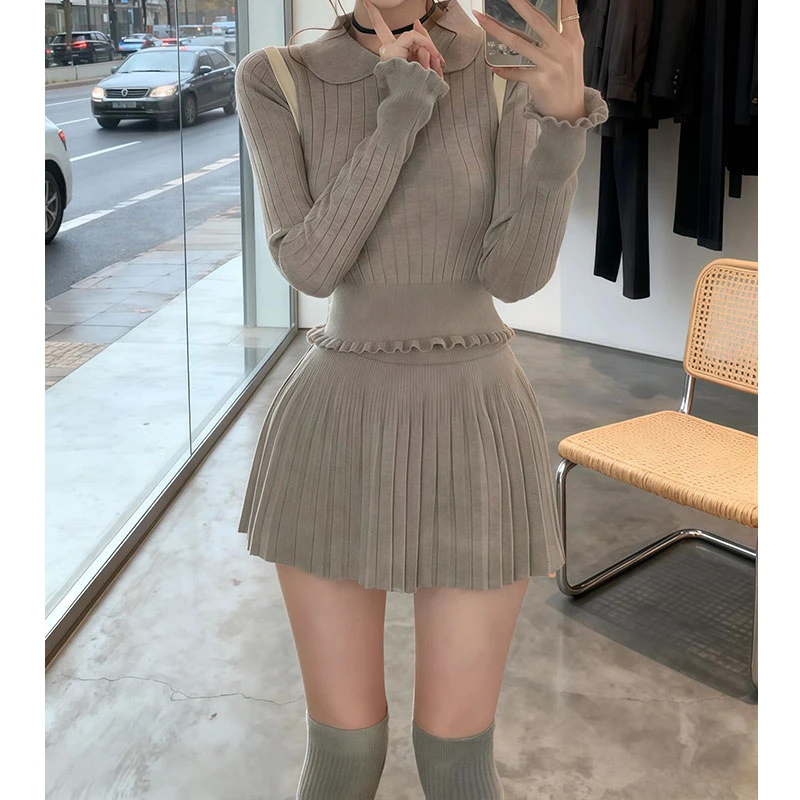 【灰色风信子】秋季新款彼得潘领蝴蝶结针织上衣女配百褶半裙两件套