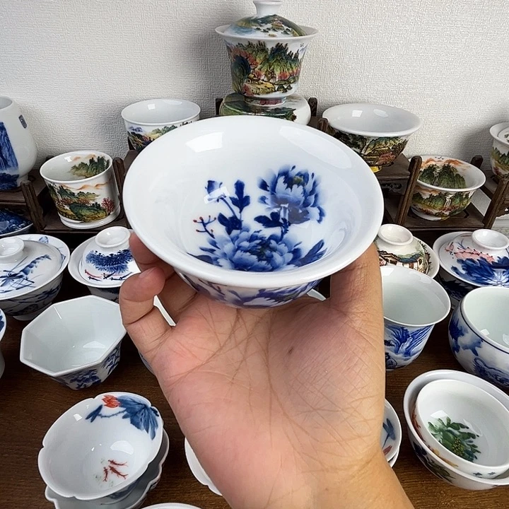 忠意堂釉下彩牡丹