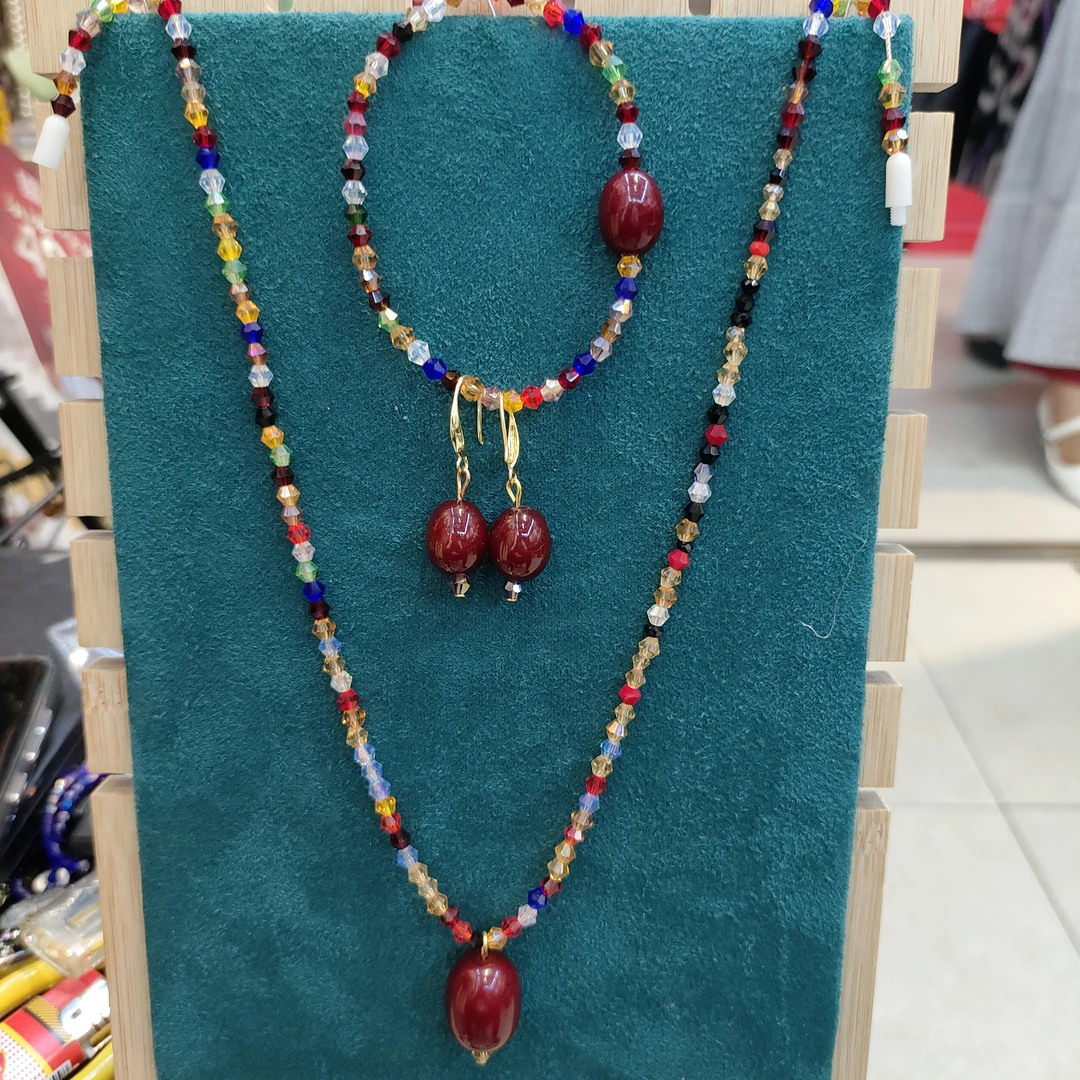 不锈钢项链  خىرىستال يۈرۈشلۈك.