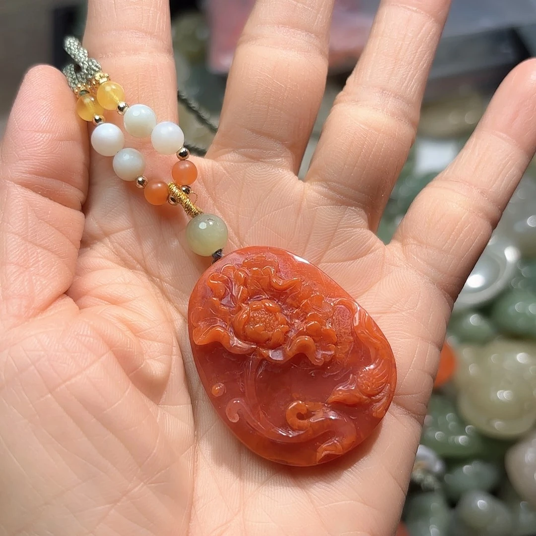 方***方颈饰未镶嵌南红玛瑙