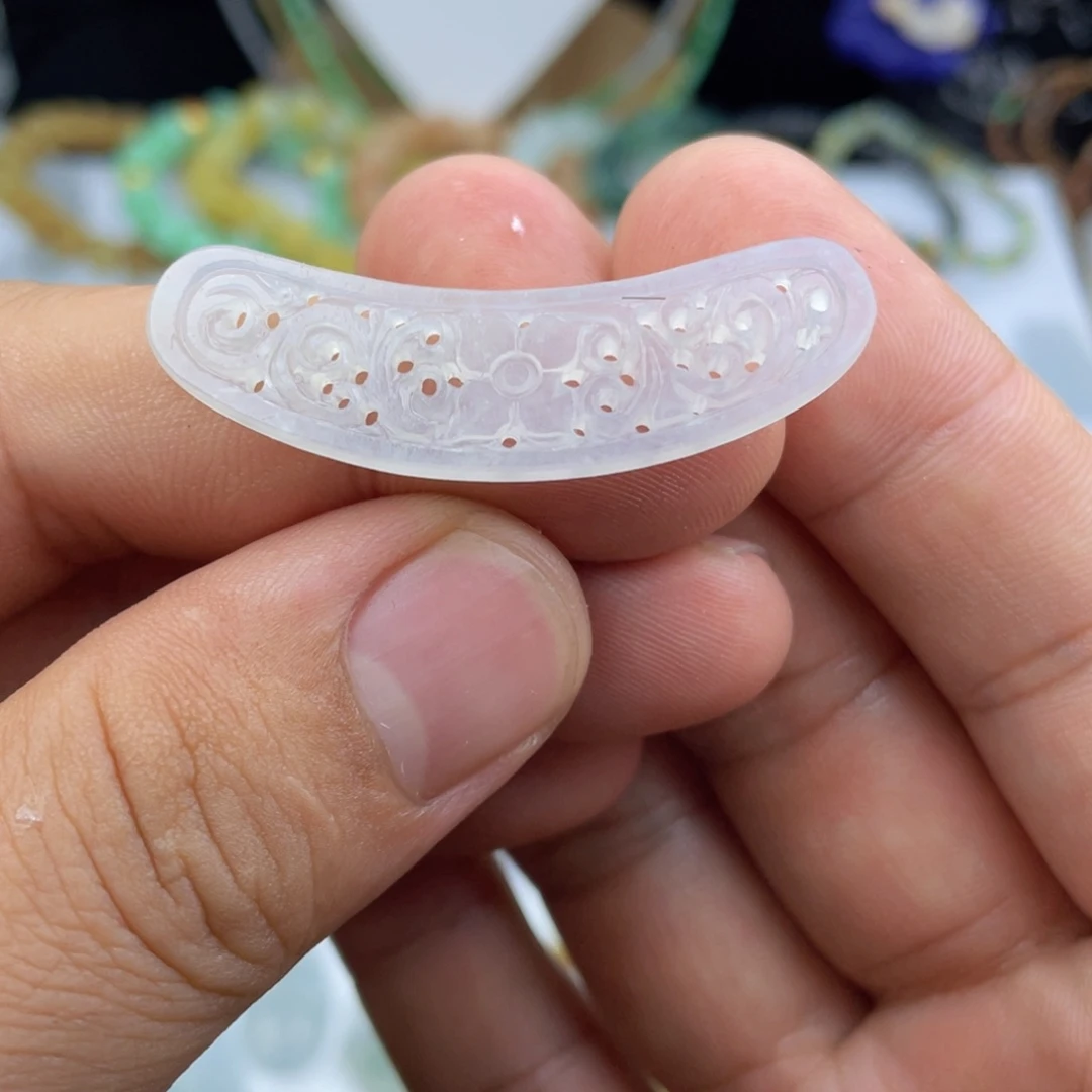 未镶嵌定制翡翠玉横