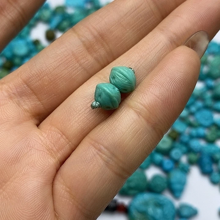 绿松石未镶嵌珠宝奇石