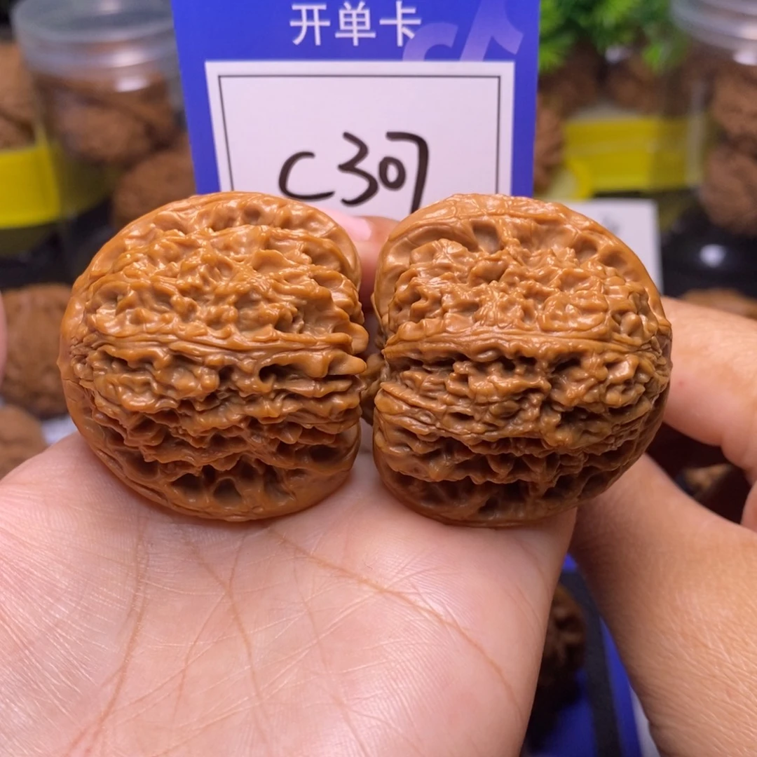 把件桃核43边肚同尺三角疆c307