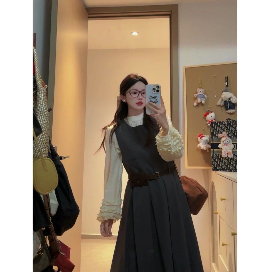 【安娜日记】韩复古圆领压褶背心长裙+木耳袖长袖衬衫套装（配腰带）