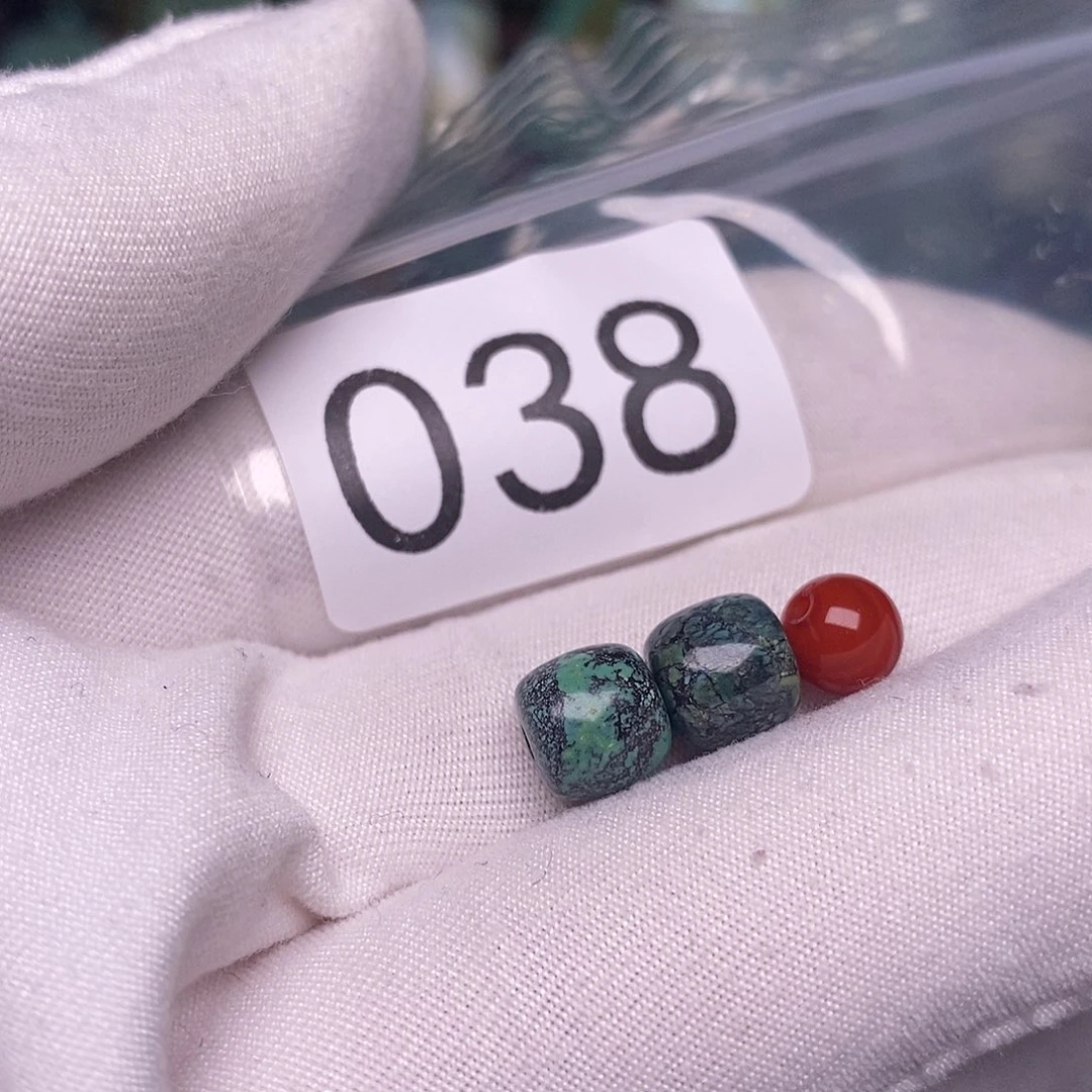 南红玛瑙未镶嵌珠宝奇石