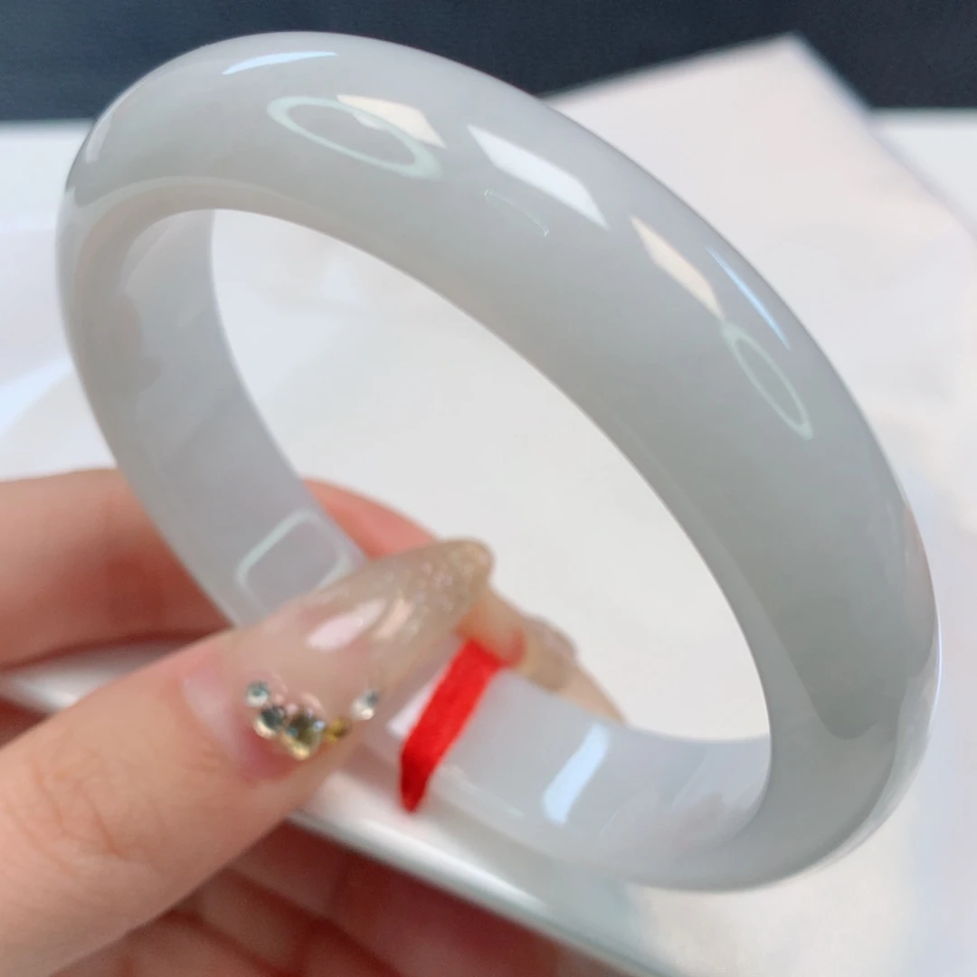 【闪购商品】翡翠手镯未镶嵌56+圈