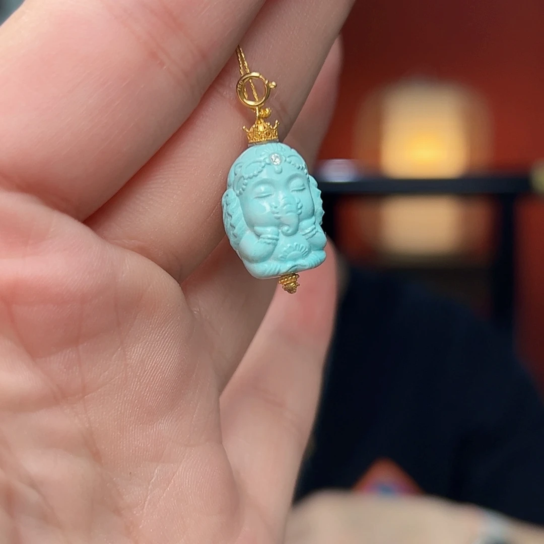 18K金镶嵌绿松石珠宝奇石