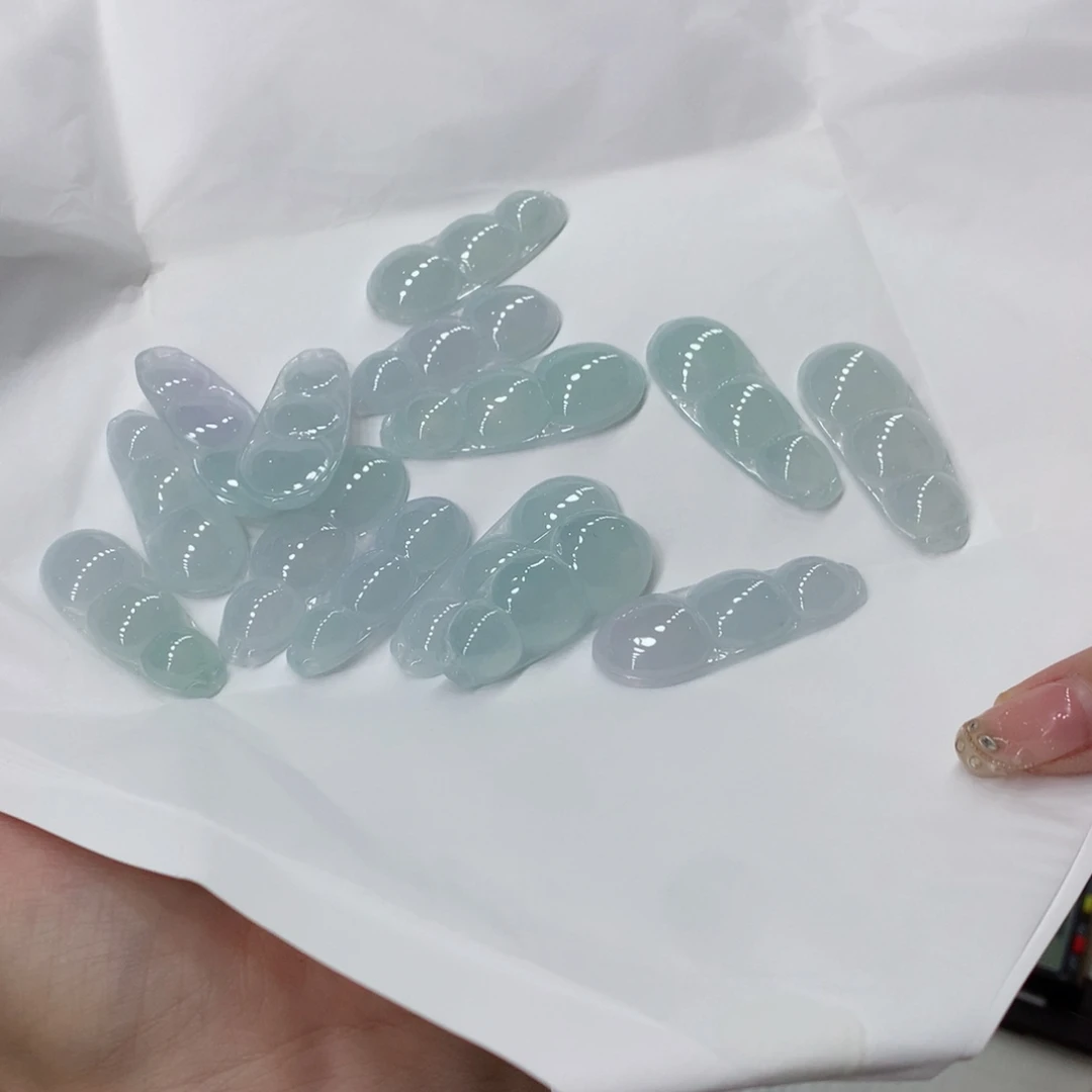 翡翠未镶嵌颈饰多样性发1