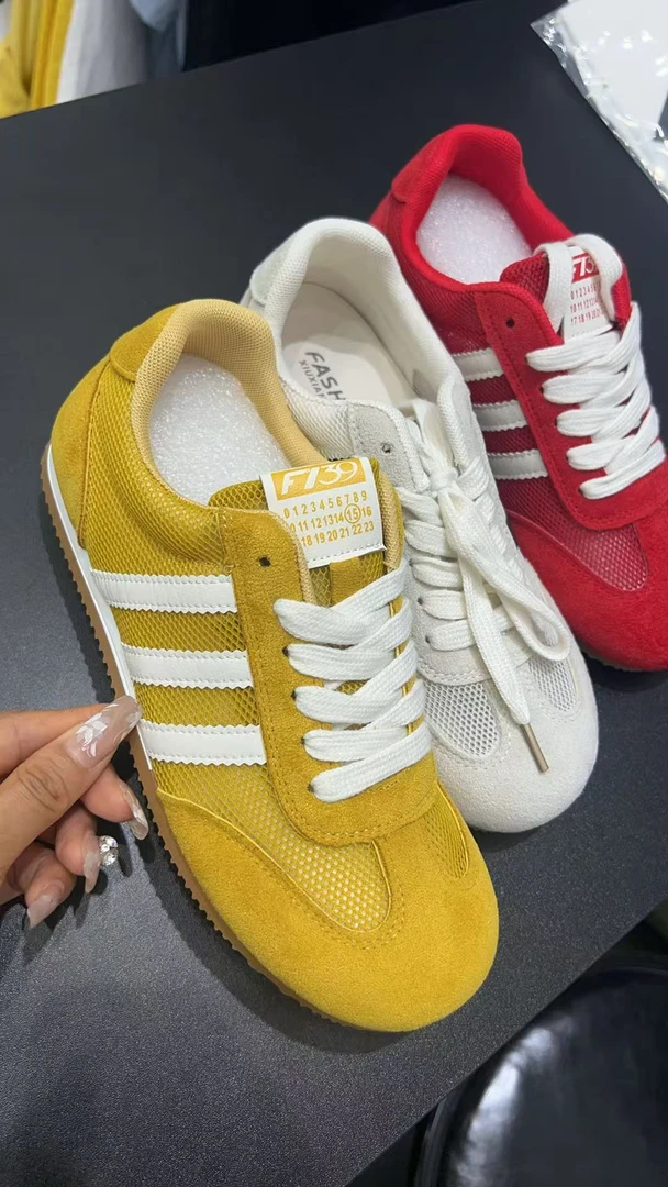 青青家 新款网面德训鞋