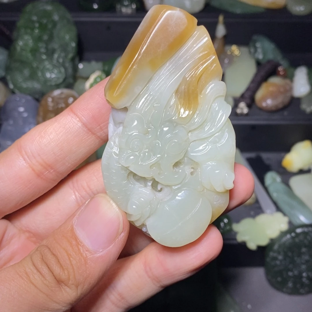 颈饰未镶嵌和田玉