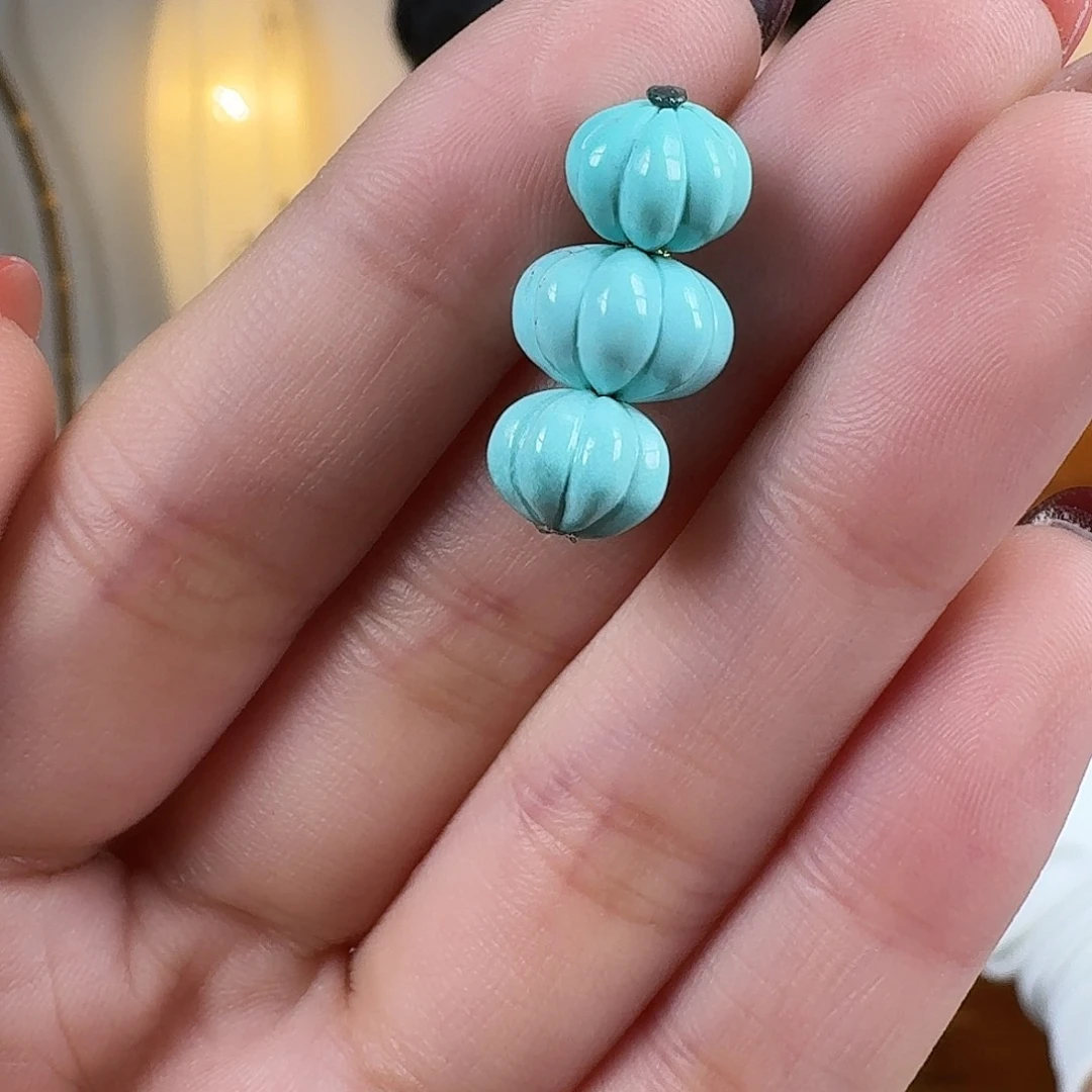 绿松石未镶嵌挂件