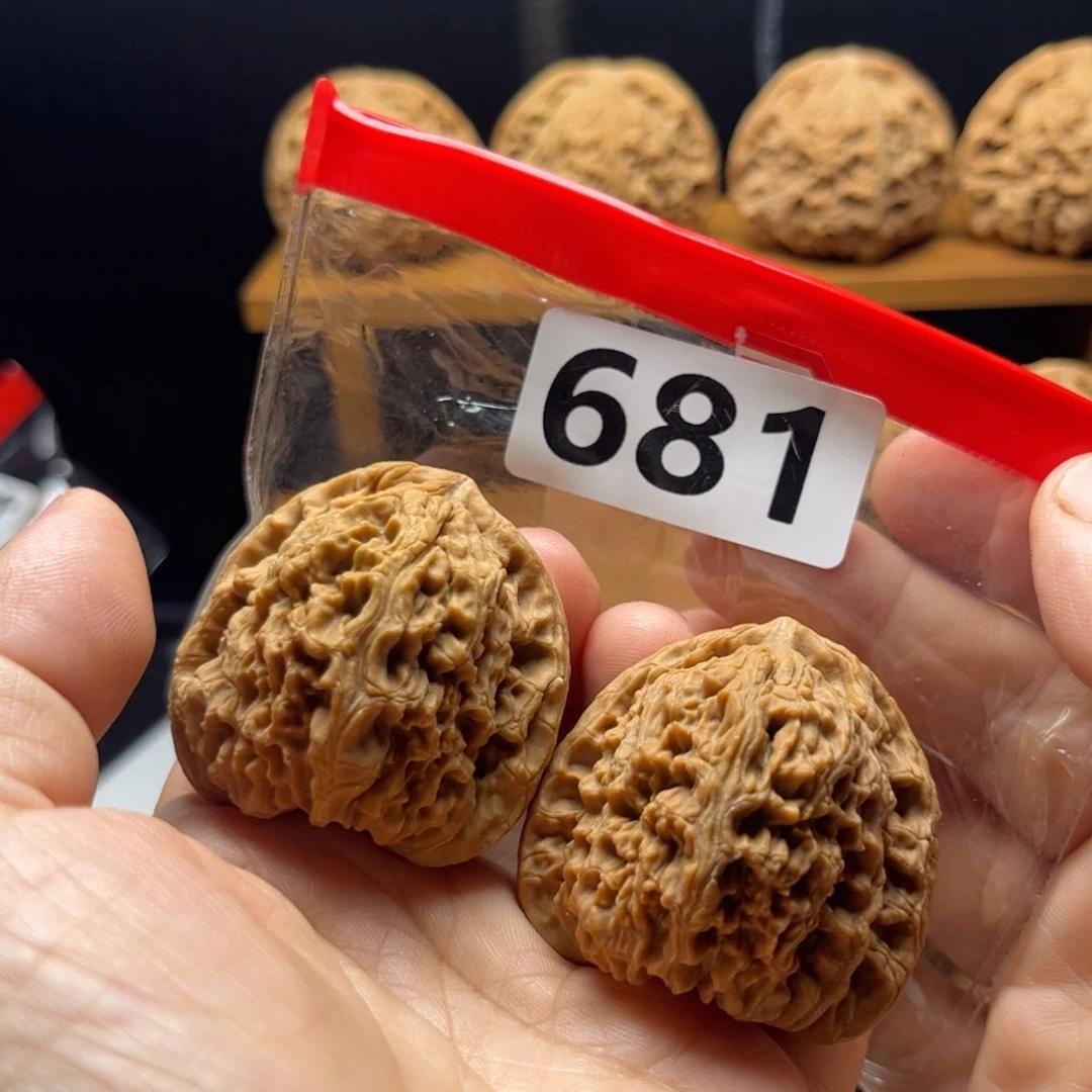吊坠文玩核桃南疆40