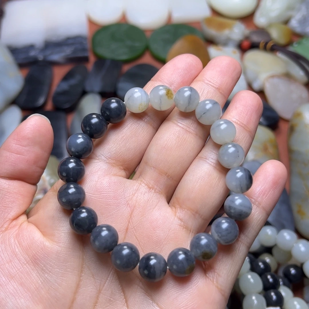 D***F和田玉未镶嵌手链