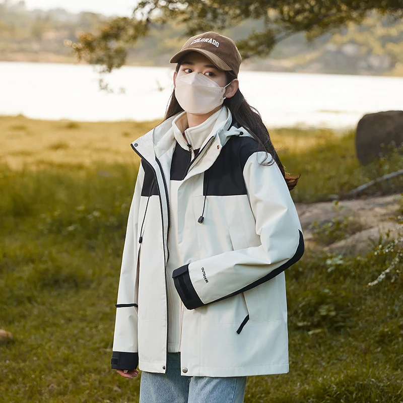 骆驼街户外冲锋衣男女同款登山服防风防水徒步连帽外套