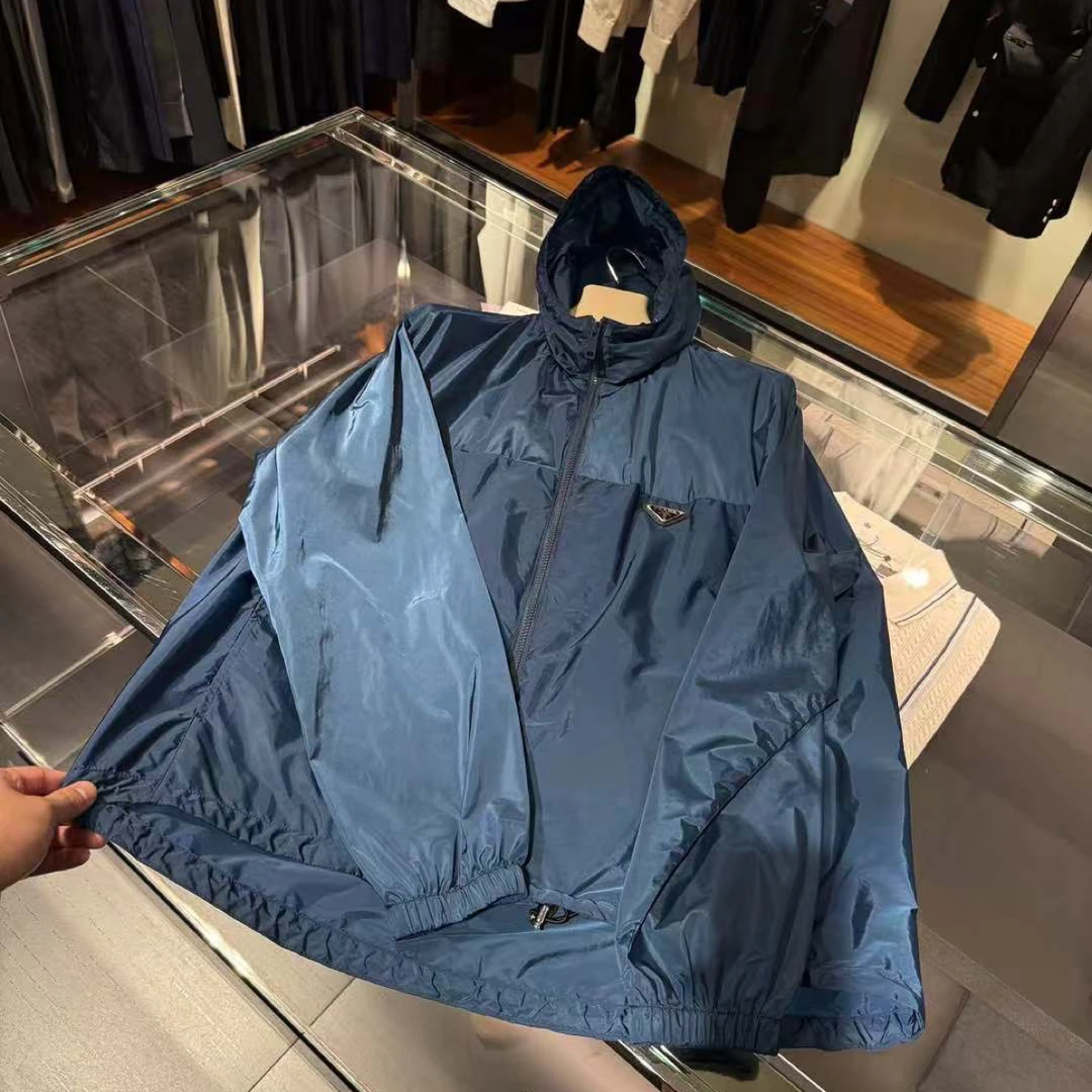 未使用 Prada/普拉达 25新款蓝色再生尼龙三角标冲锋衣S工价16700