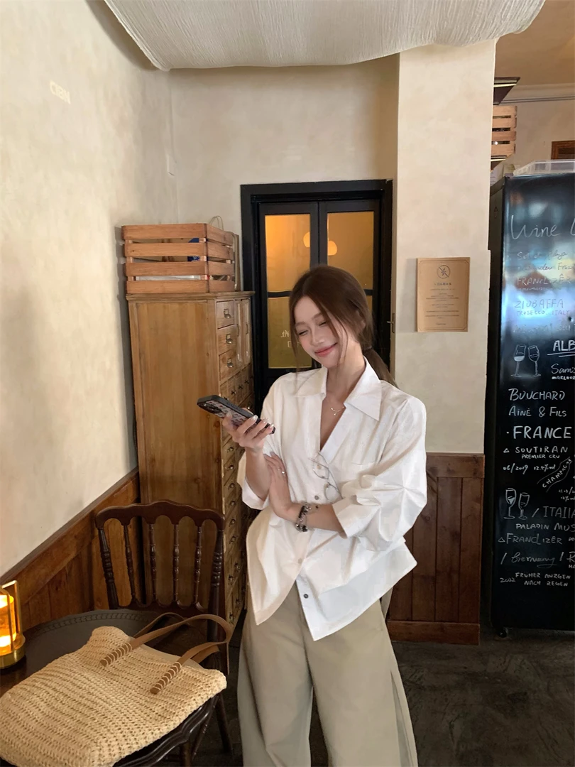 休闲风简约通勤白色衬衫女2025早秋新款慵懒宽松衬衣百搭女装上衣