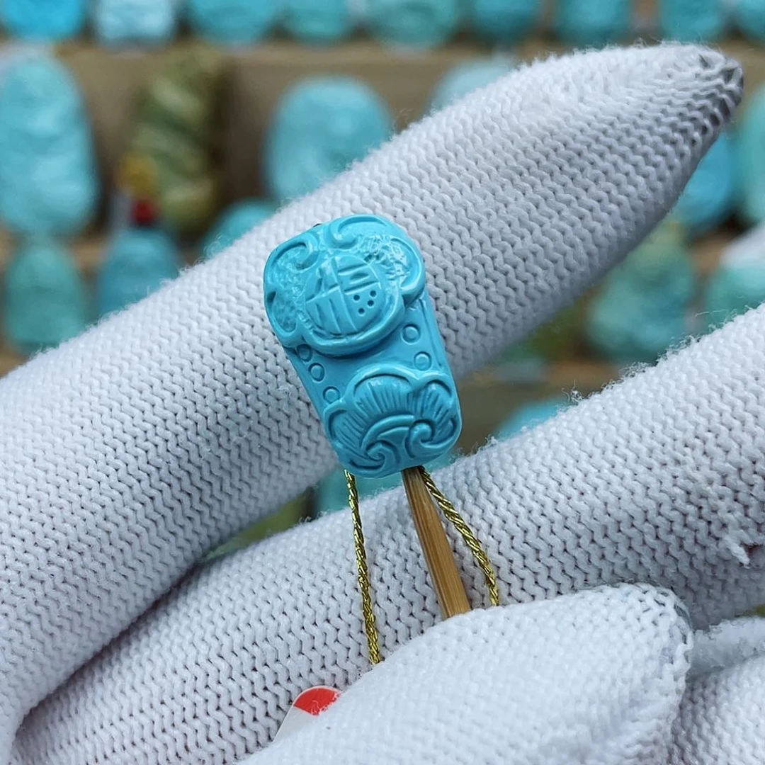 未镶嵌绿松石珠宝奇石