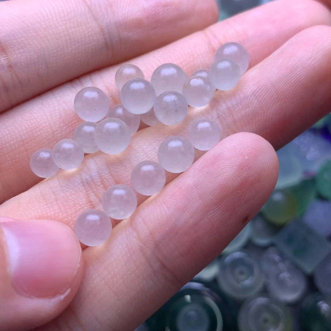 定制翡翠未镶嵌挂件