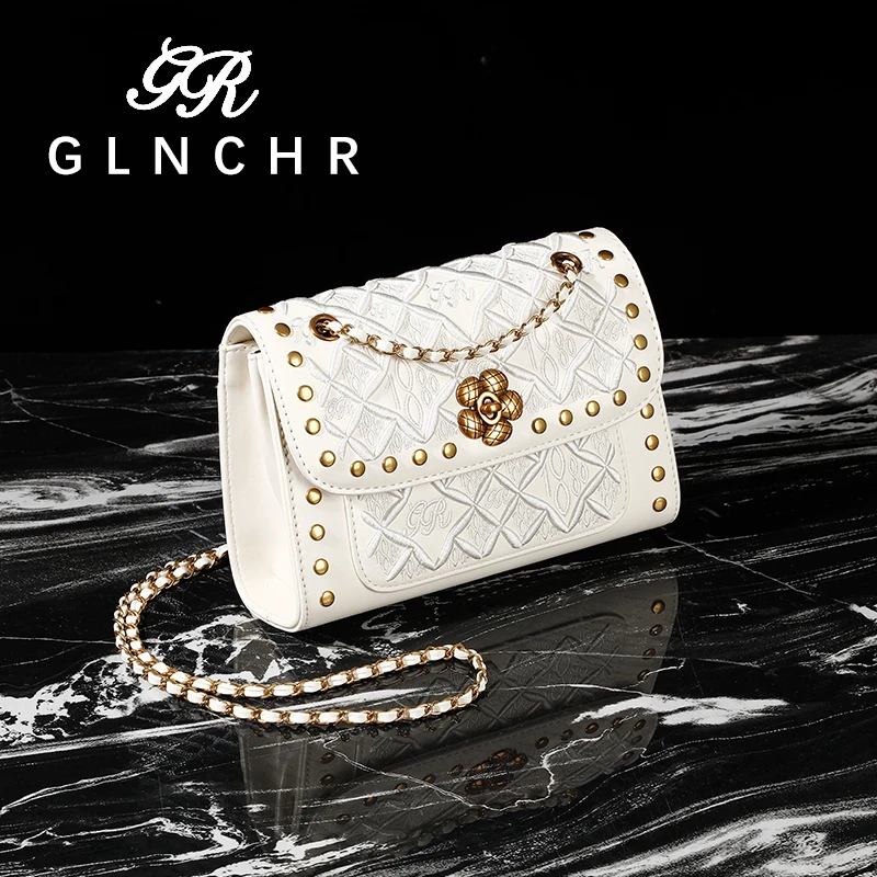 新款小众刺绣铆钉小方包G005