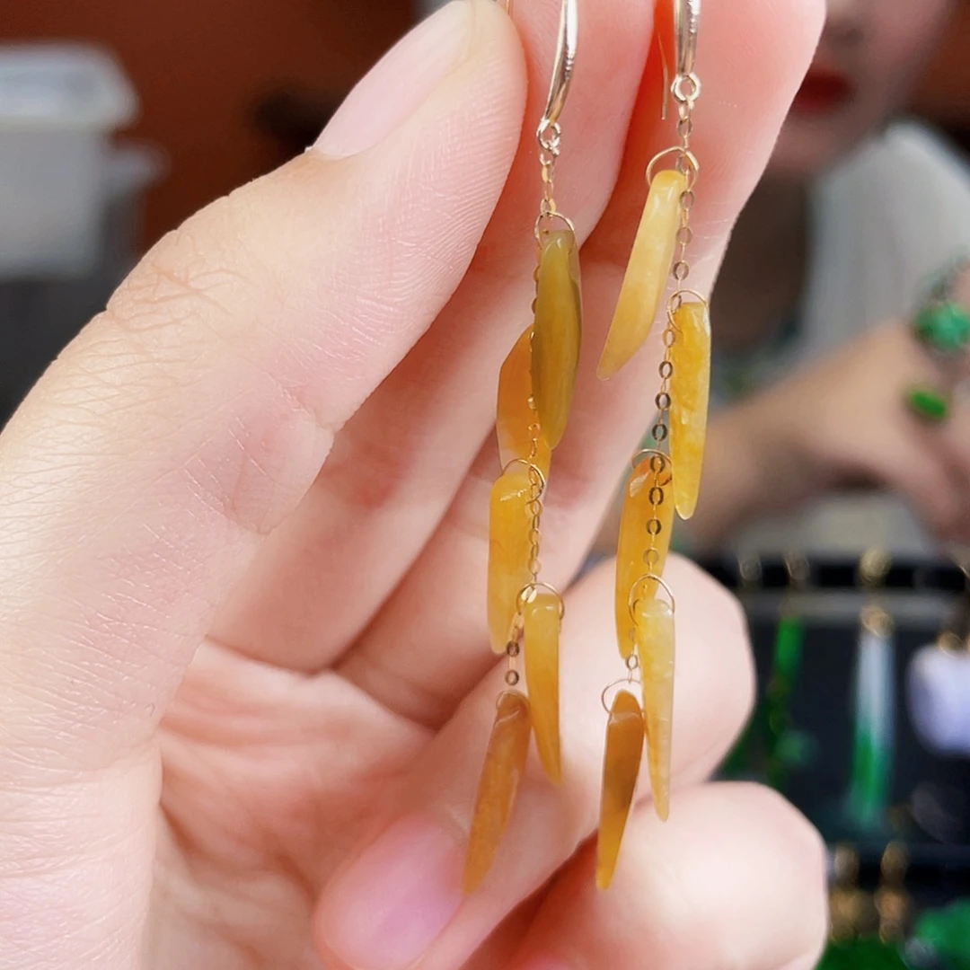 翡翠18K金镶嵌耳饰