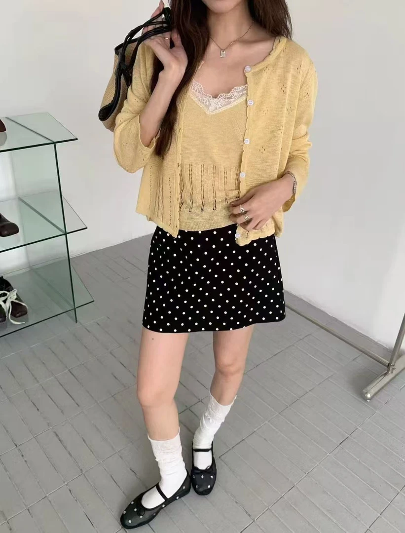 拼接常规款纯色蕾丝圆领短袖T恤设计师套头休闲套装白色气质