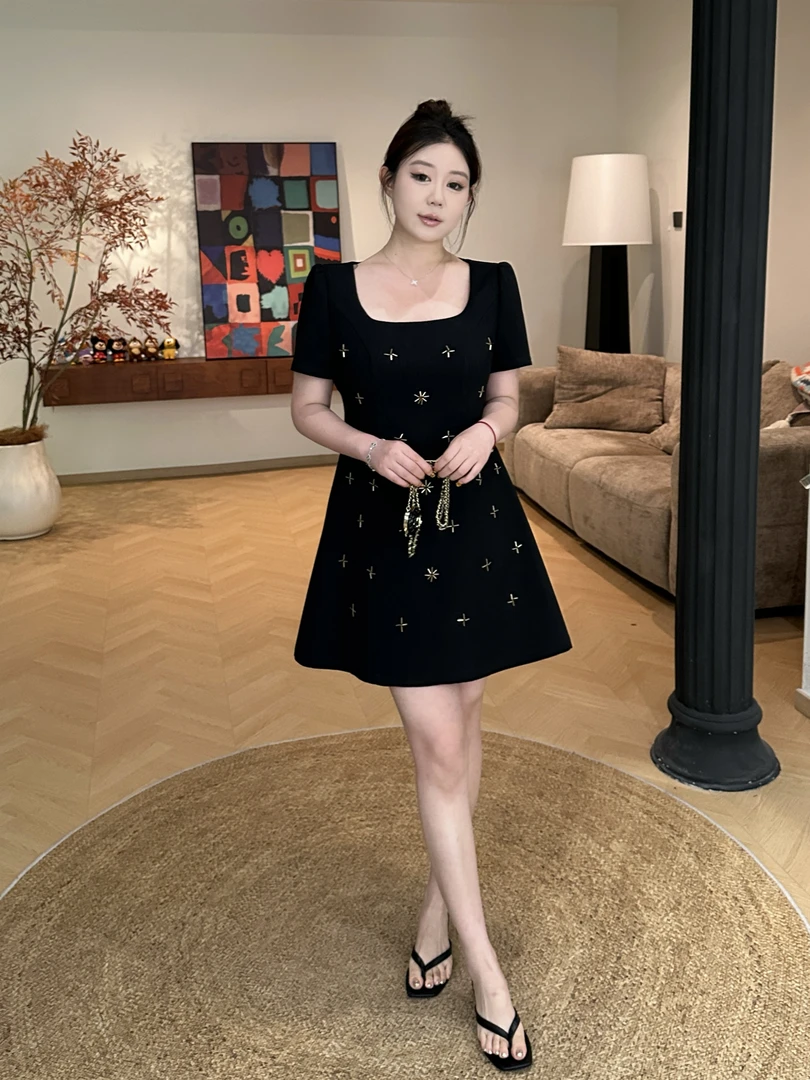 琪琪怪怪D17382QD钉珠法式高腰夏季短袖不褪色大码连衣裙方领