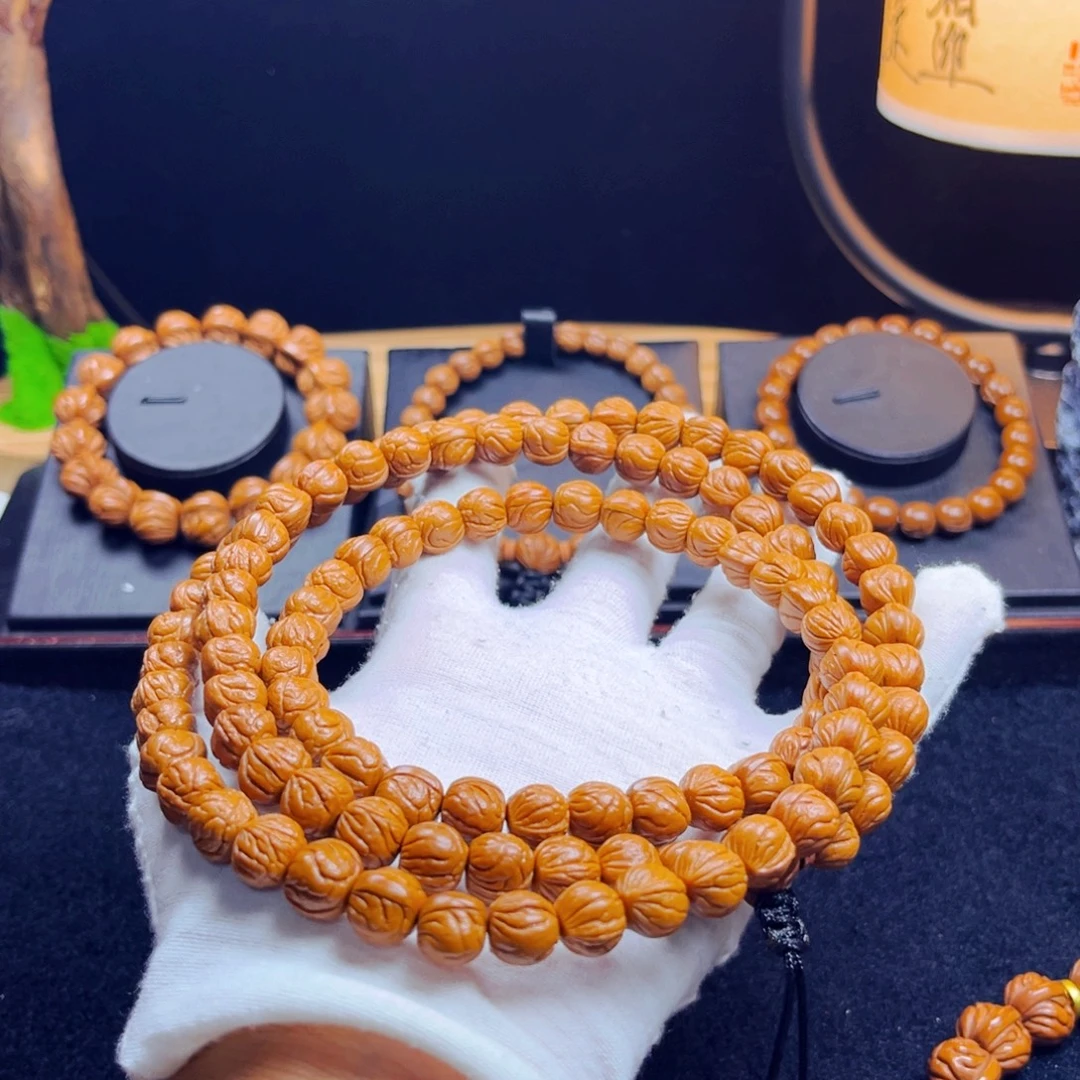 赵***大桃核吊坠野生桃核