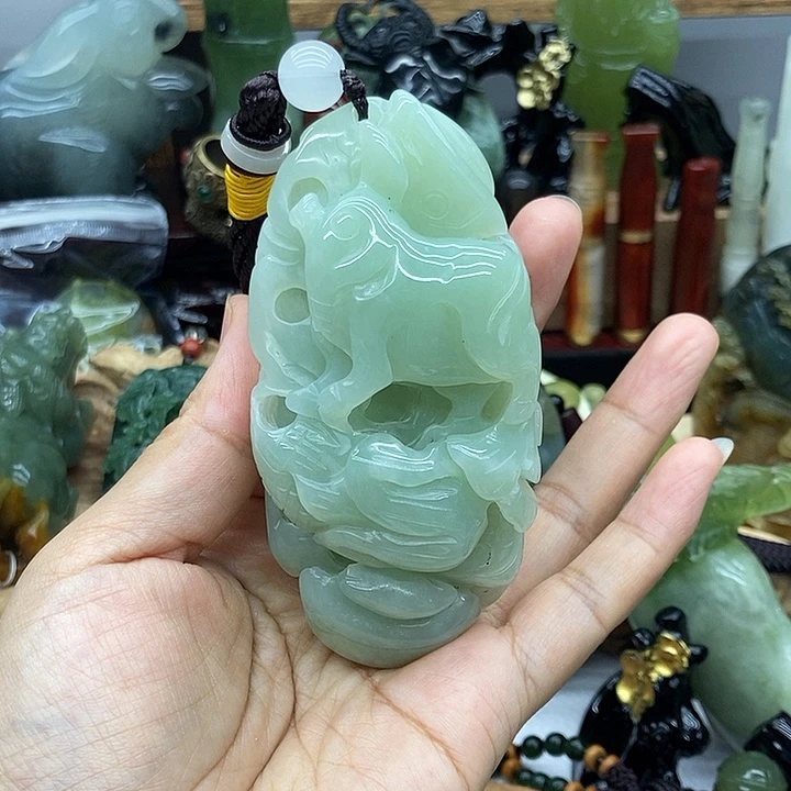 岫玉未镶嵌手把件