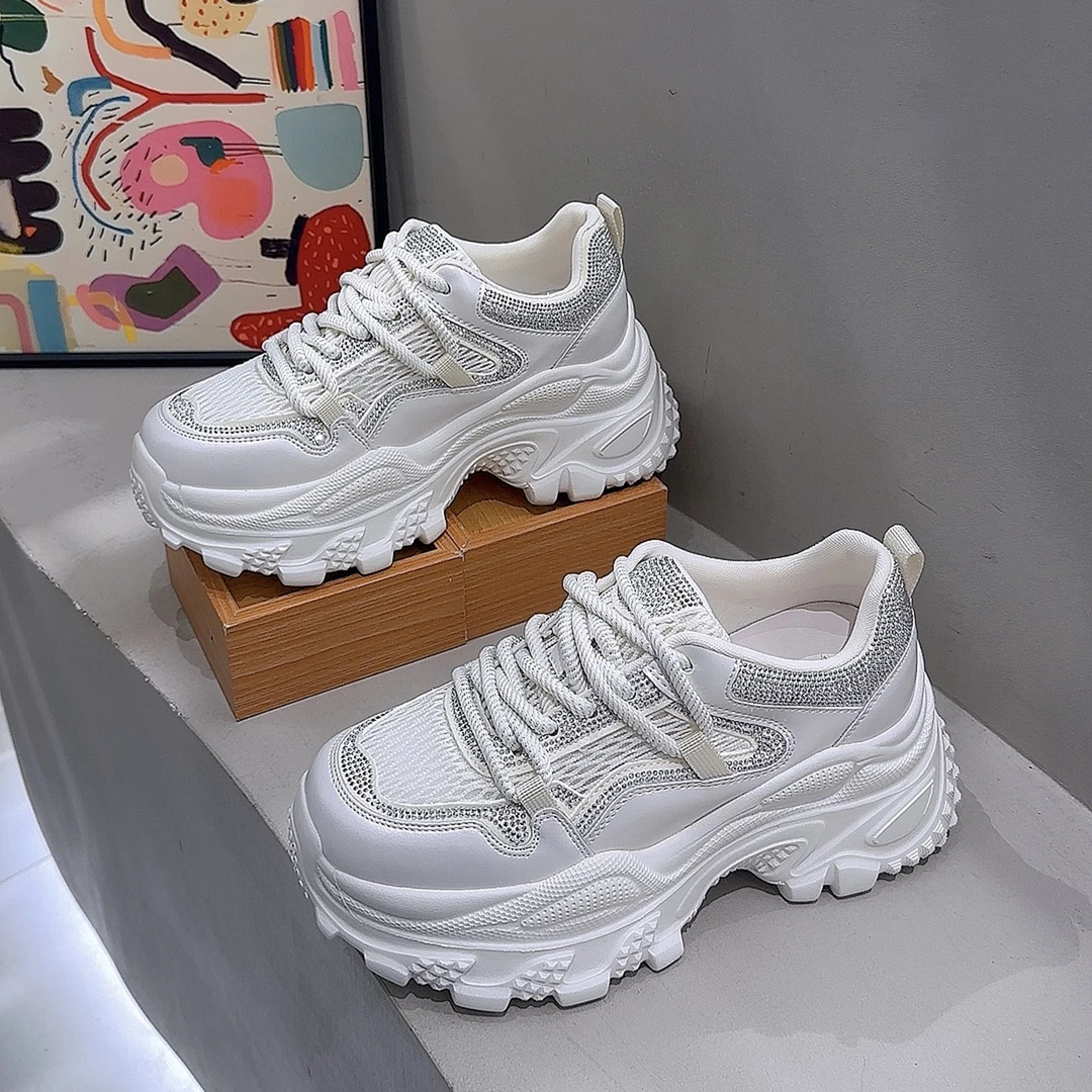 2025新款今年流行爆款老爹鞋女显脚小韩版洋气真皮厚底运动休闲鞋