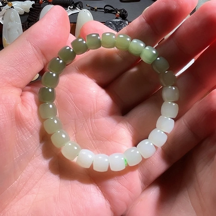 和田玉未镶嵌吊坠(不含链)