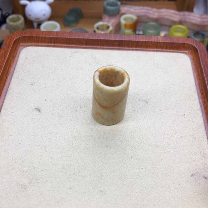 嘉***妮蛇纹石玉未镶嵌戒圈