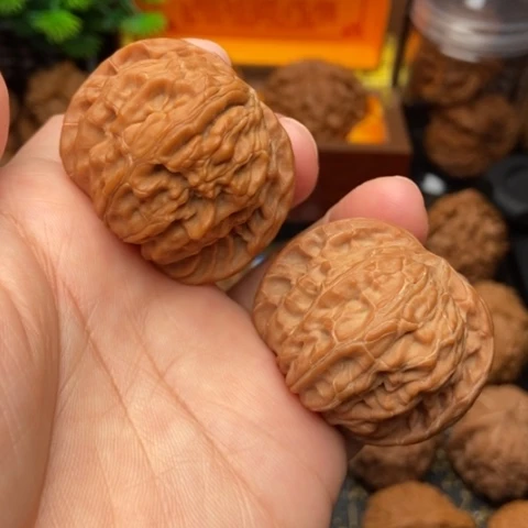 文玩核桃吊坠磨盘40.5全品