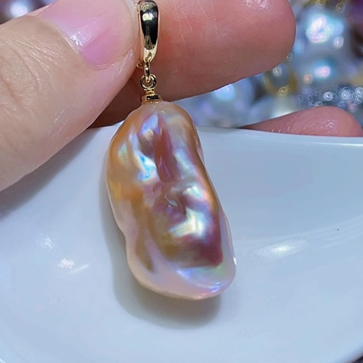 颈饰未镶嵌淡水珍珠