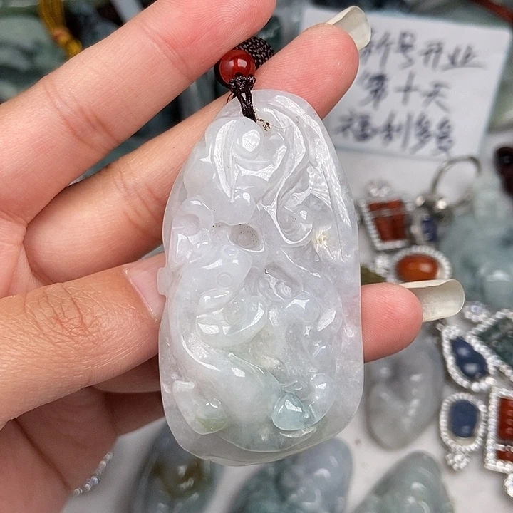 颈饰未镶嵌翡翠翡翠