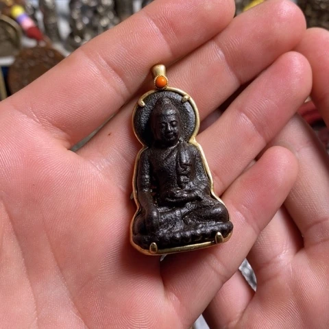 泥塑王小元素品相完美