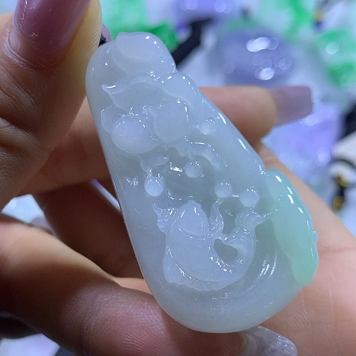 翡翠未镶嵌颈饰天然翡翠A货吊坠