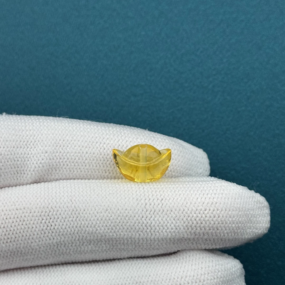 E69-19天然原矿蜜蜡 雕刻配饰 13.9*8.8mm支持复检假一罚十