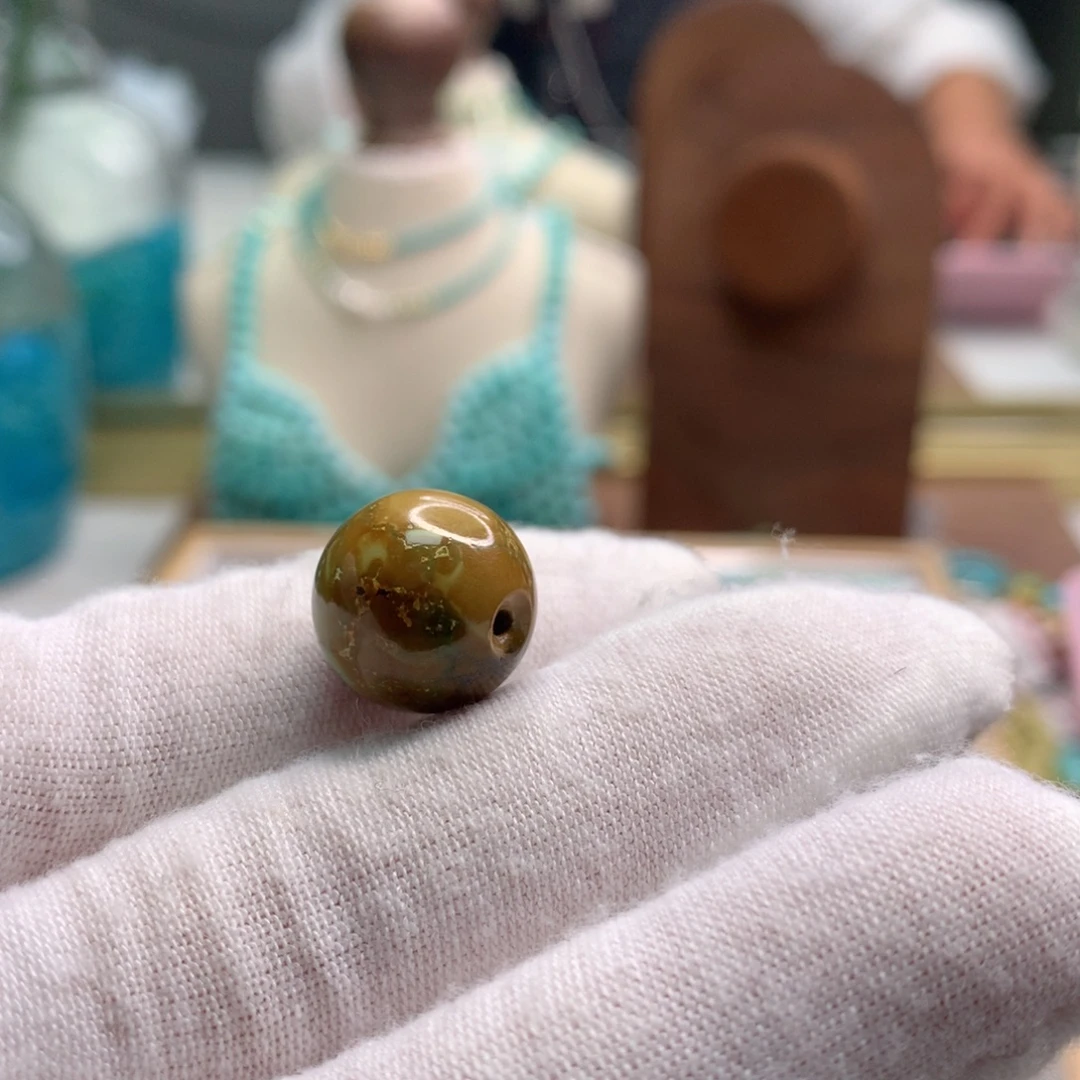 绿松石未镶嵌饰品