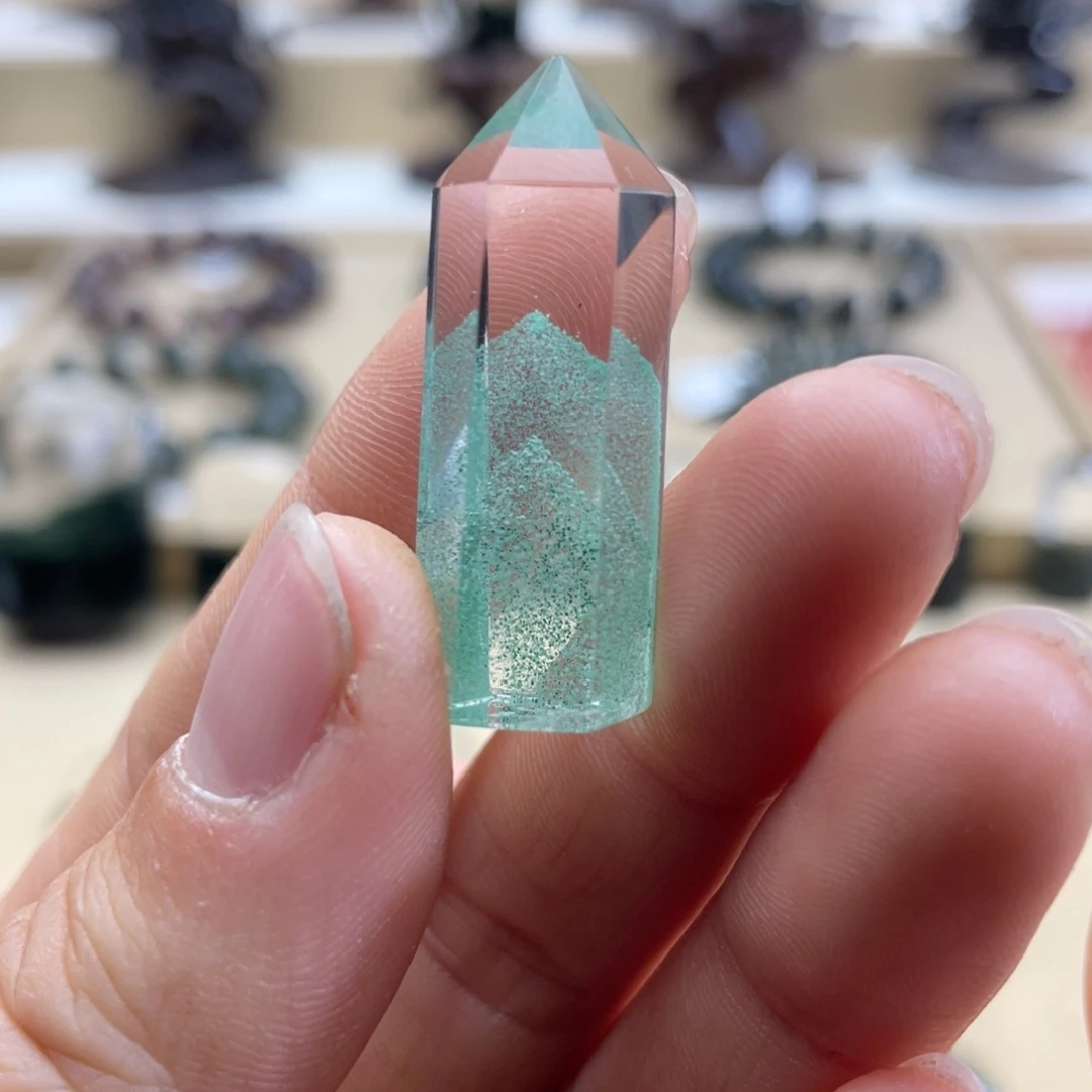 水晶颈饰未镶嵌翠幽灵金字塔柱子