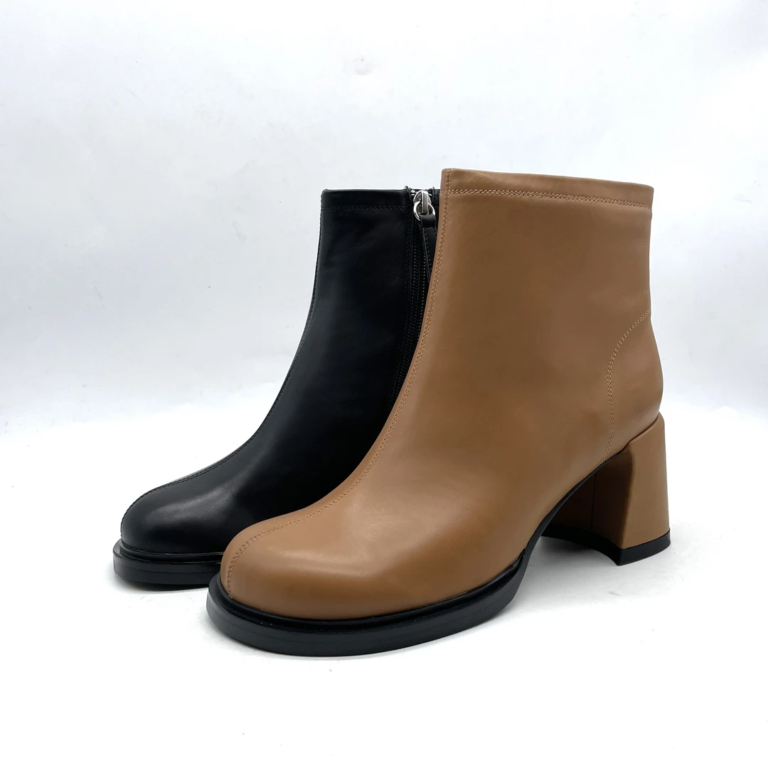 时尚休闲小圆头厚底短靴粗跟2033A-7