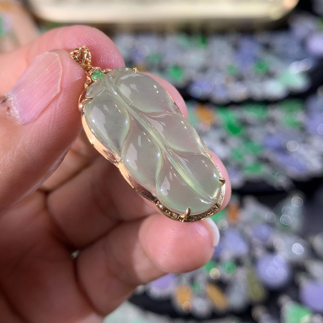 翡翠18K金镶嵌吊坠(不含链)