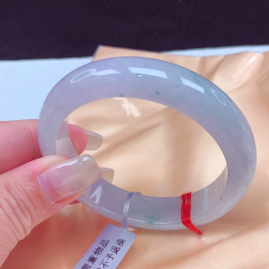 翡翠手镯未镶嵌手镯88