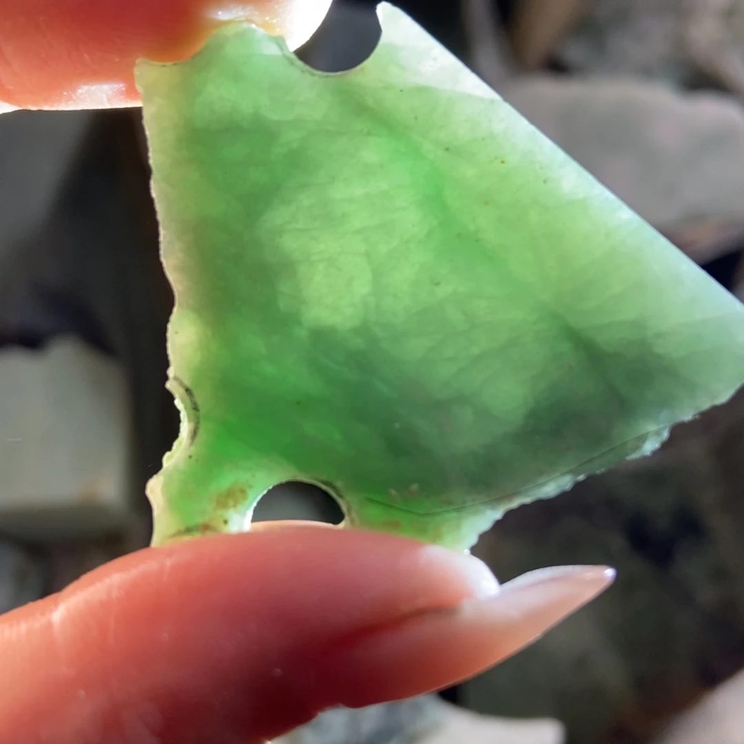 翡翠未镶嵌挂件天然翡翠